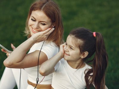 Come sopravvivere all’adolescenza di tua figlia